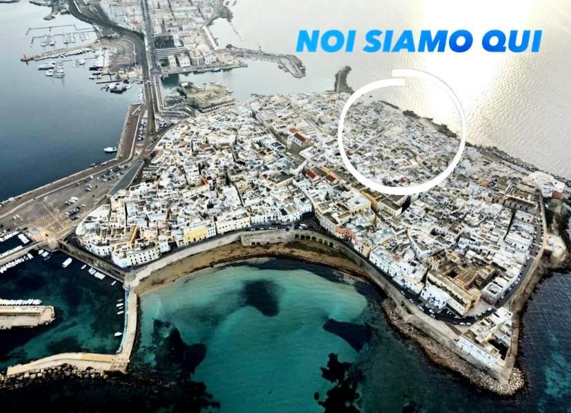 Corte Vico Palmisano Centro Storico Gallipolli Exteriör bild