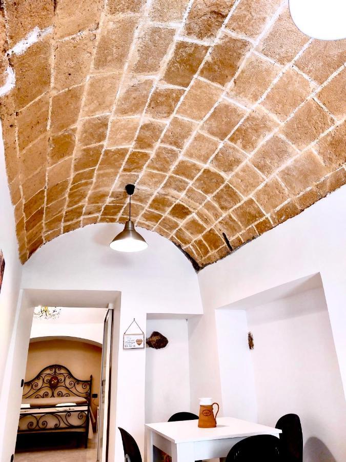 Corte Vico Palmisano Centro Storico Gallipolli Exteriör bild
